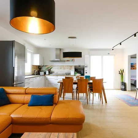Holiday home 3 Bedroom Amazing In