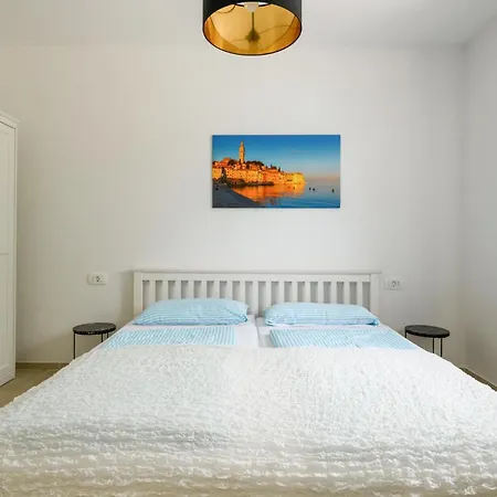 3 Bedroom Amazing In Vodnjan