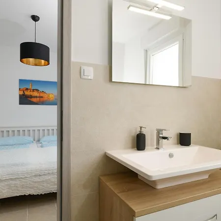 3 Bedroom Amazing In Holiday home *